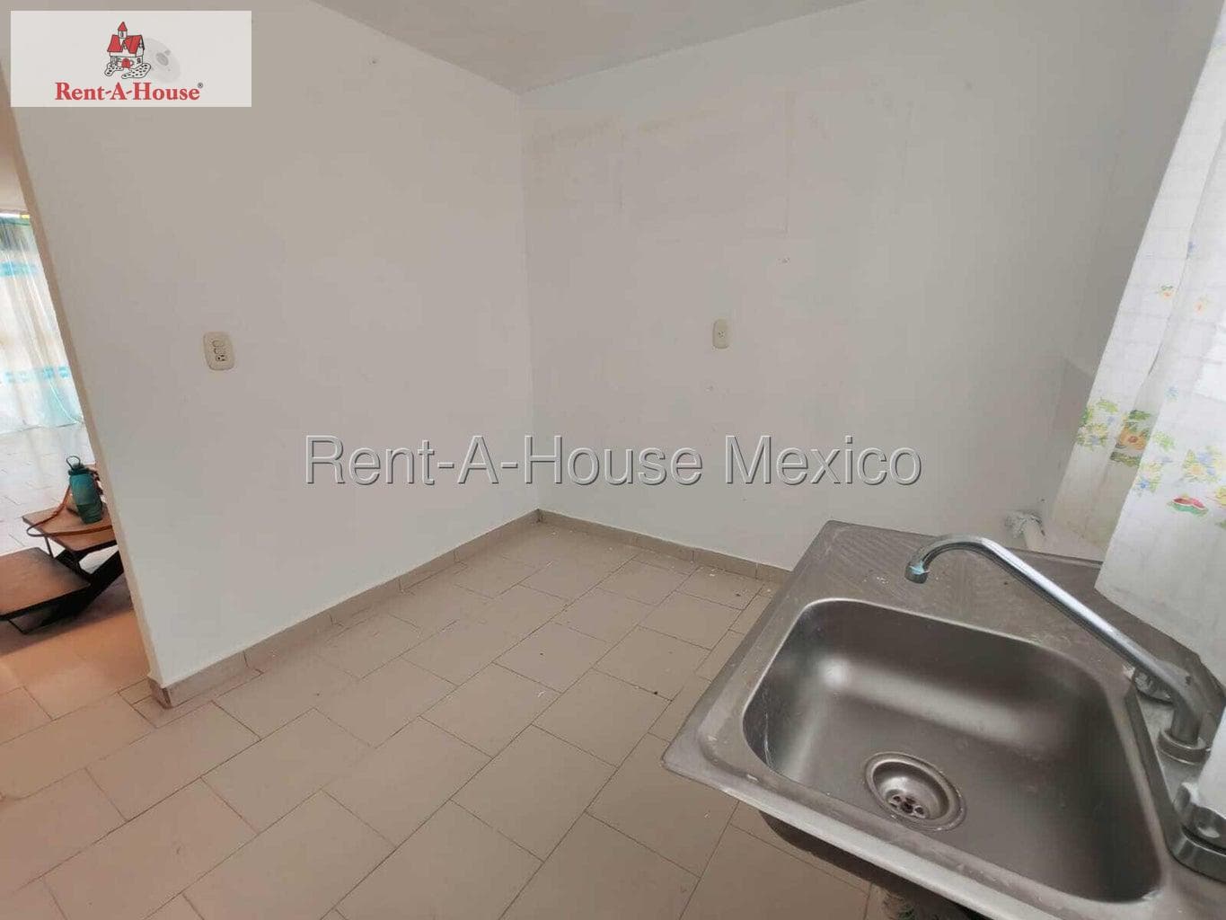 House for Sale in Huehuetoca Santa Teresa III BJ 27-1038