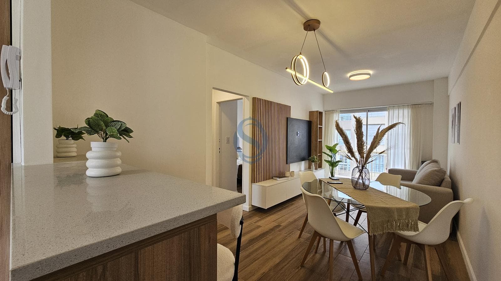 For Sale - Renovated three-room apartment with a long balcony - Gascon 2506 - Plaza Mitre
