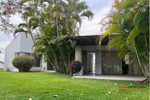House for Sale in Santa Fe Xochitepec