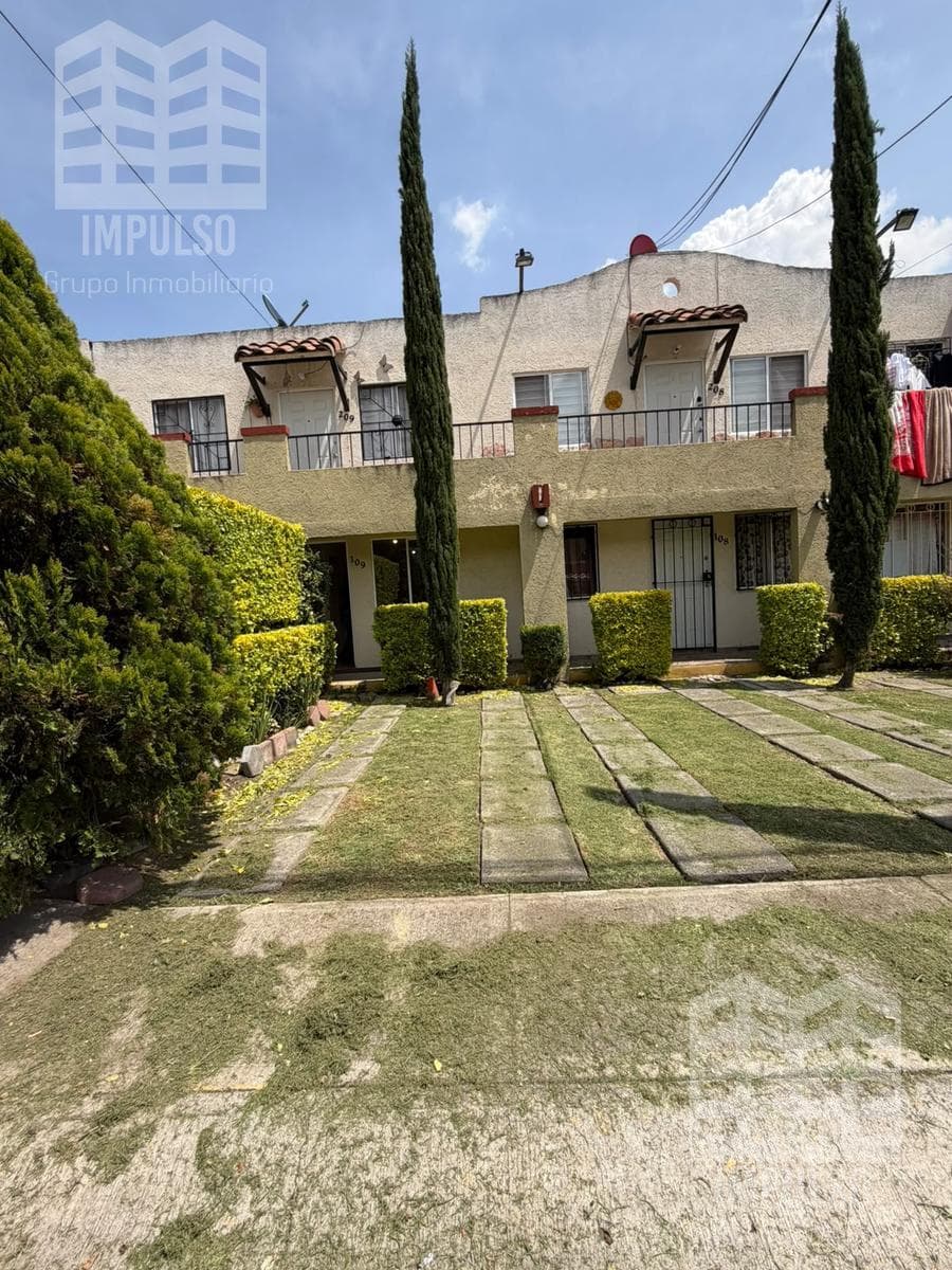 Real Del Cid Tecamac: Beautiful Ground-Floor Duplex Home