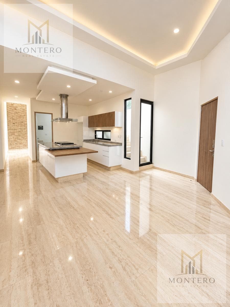 Apartment - Lomas de Angelópolis Subdivision