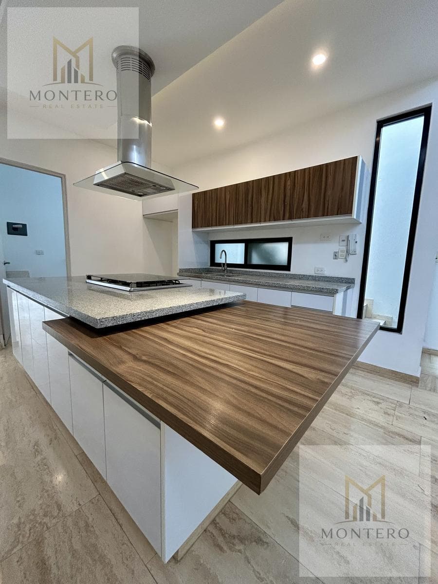 Apartment - Lomas de Angelópolis Subdivision