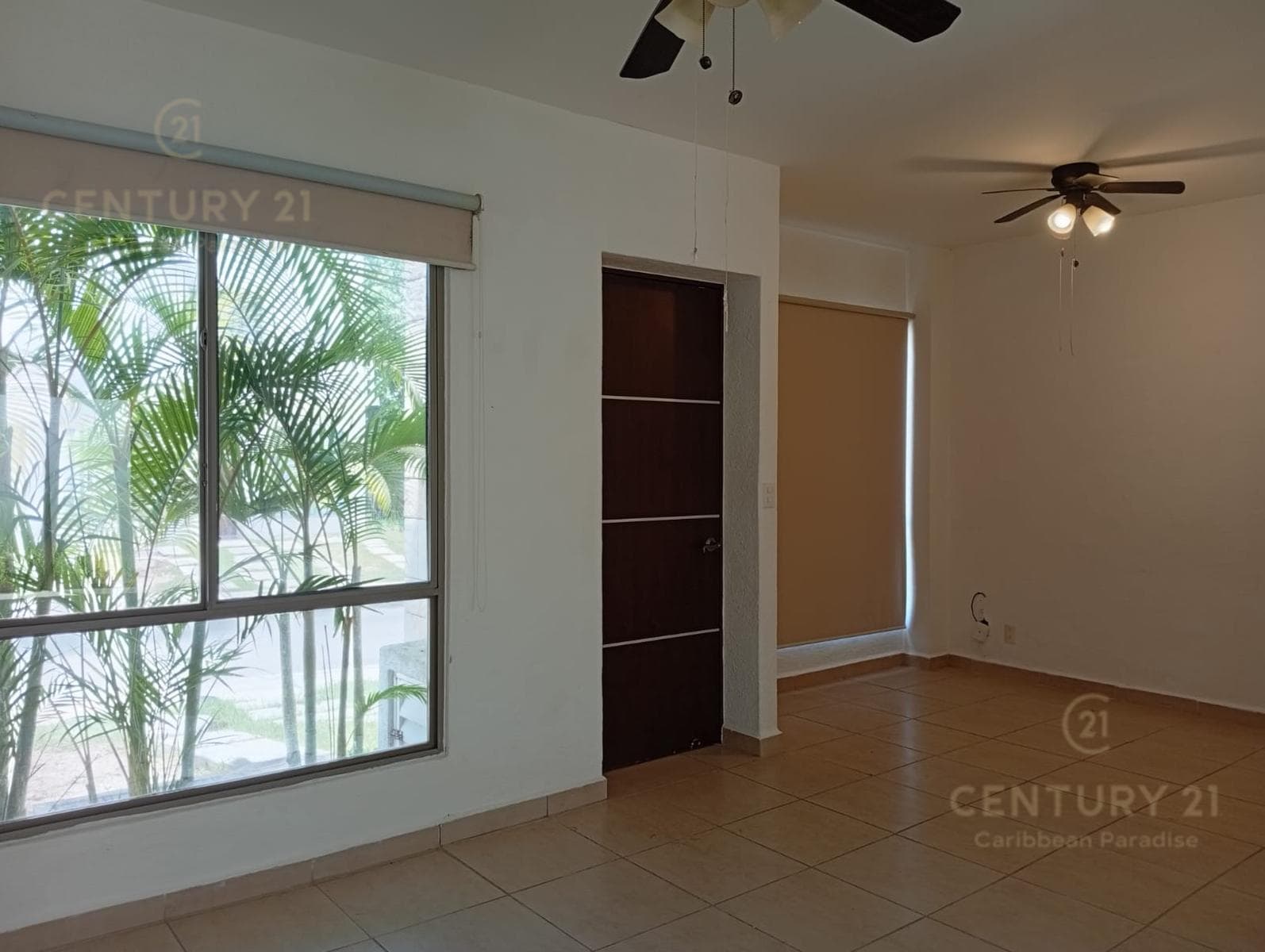 Casa en venta Residencial Bali condominio con casa Club Playa Del Carmen P4685