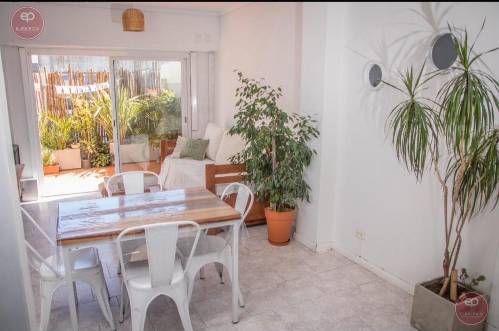 Apartment - Guemes