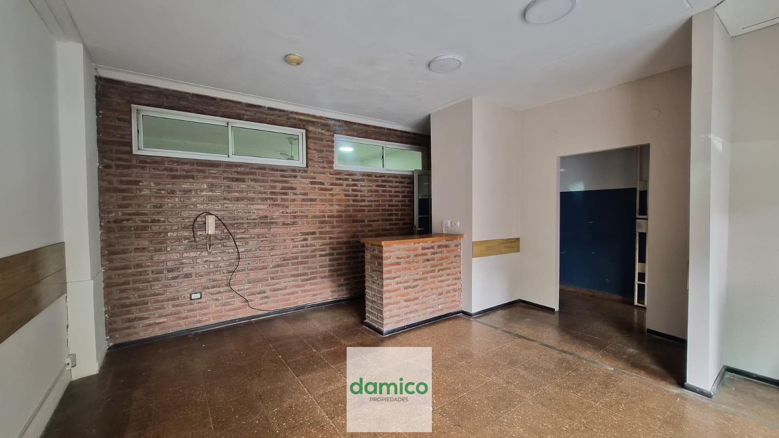 Commercial Space in Villa Luro
