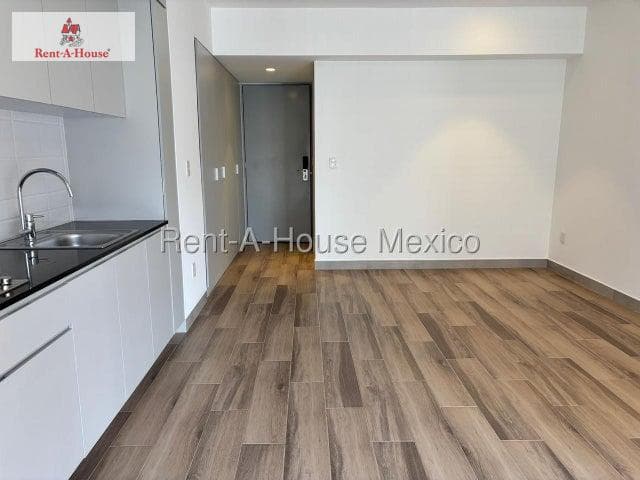 Loft-Style Apartment for Rent in Cuauhtémoc, Juárez GIS 27-321.