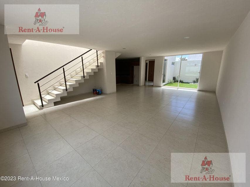 House for Sale in San Salvador Tizatlalli, Metepec, JL 27-922.