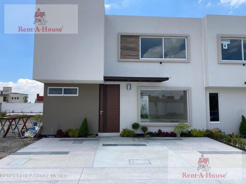 House for Sale in San Salvador Tizatlalli, Metepec, JL 27-922.