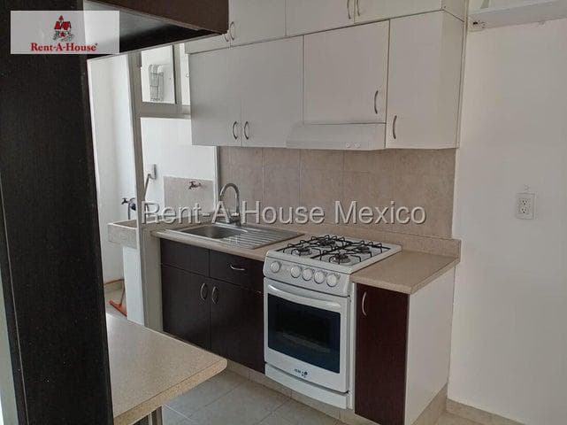 Apartment for sale on Calzada San Isidro, Colonia San Pedro Xalpa, Azcapotzalco