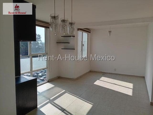 Apartment for sale on Calzada San Isidro, Colonia San Pedro Xalpa, Azcapotzalco