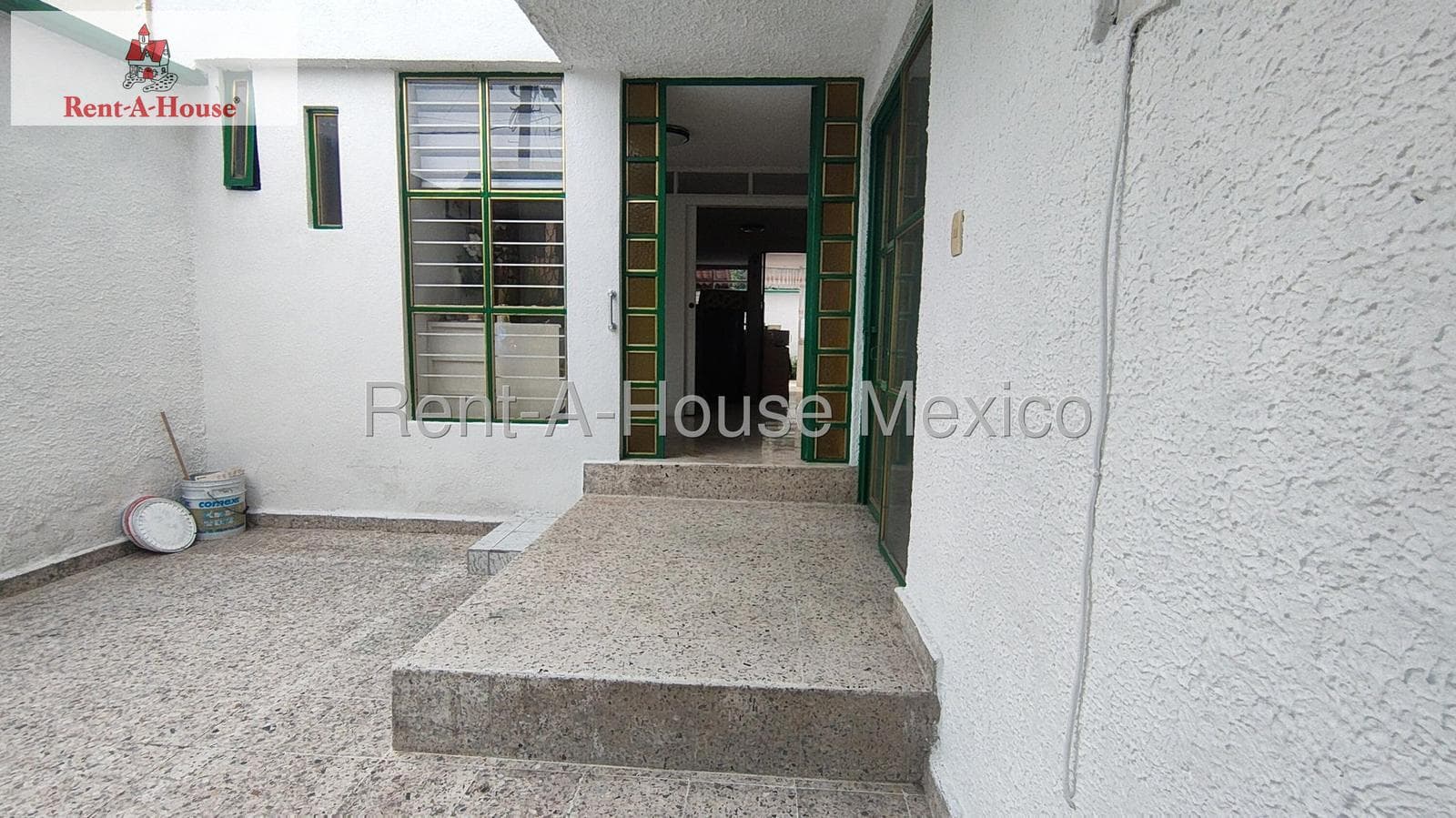House for Sale in Santa Ana, EOD 27-1009