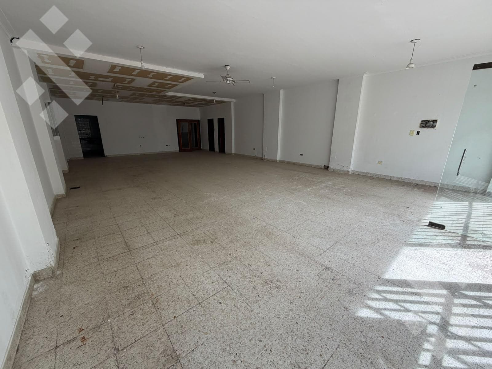 Commercial Space for Rent - 500 Olascoaga Ave.
