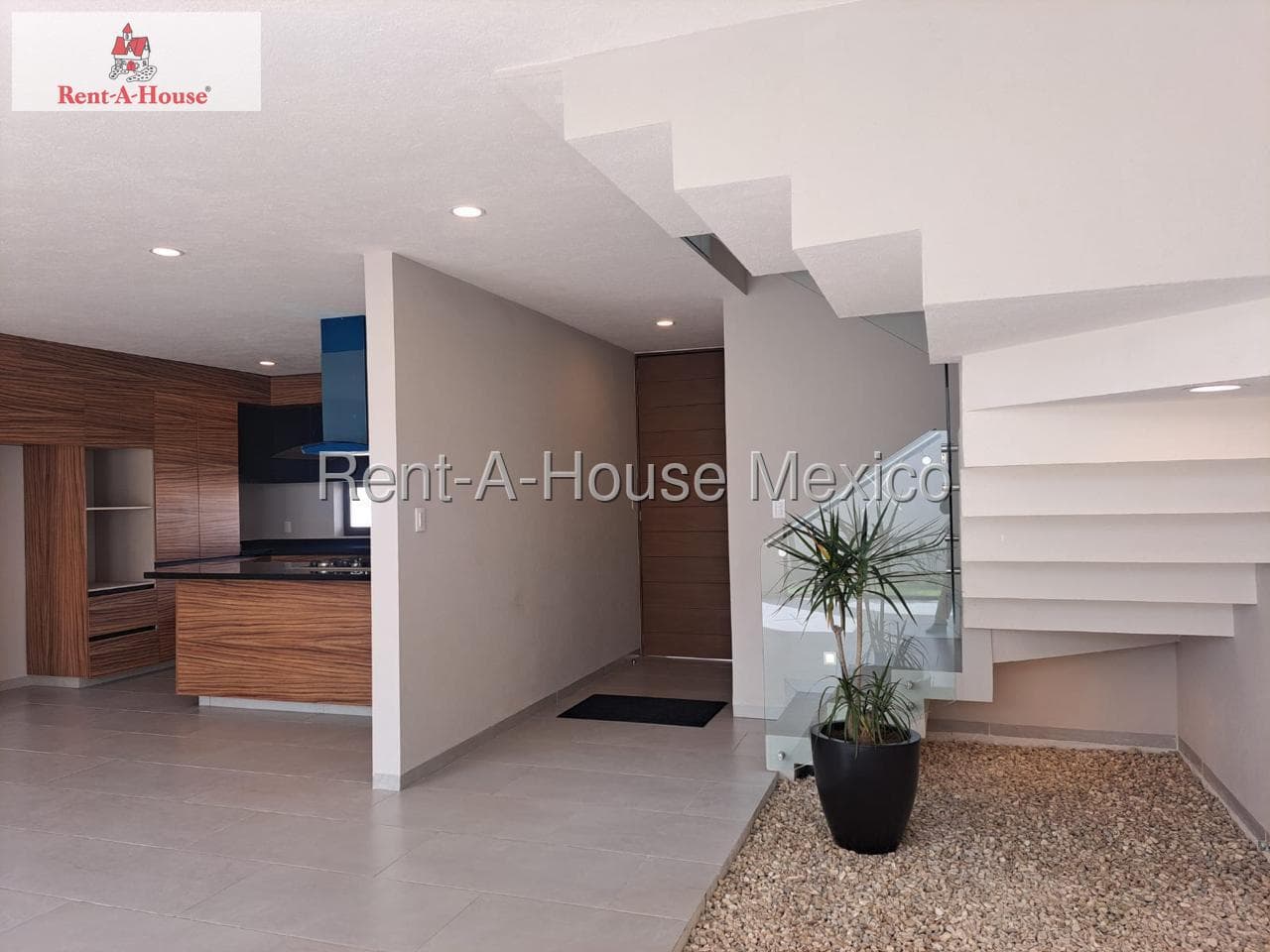 House for Sale in Metepec, Llano Grande, AM. 27-1032