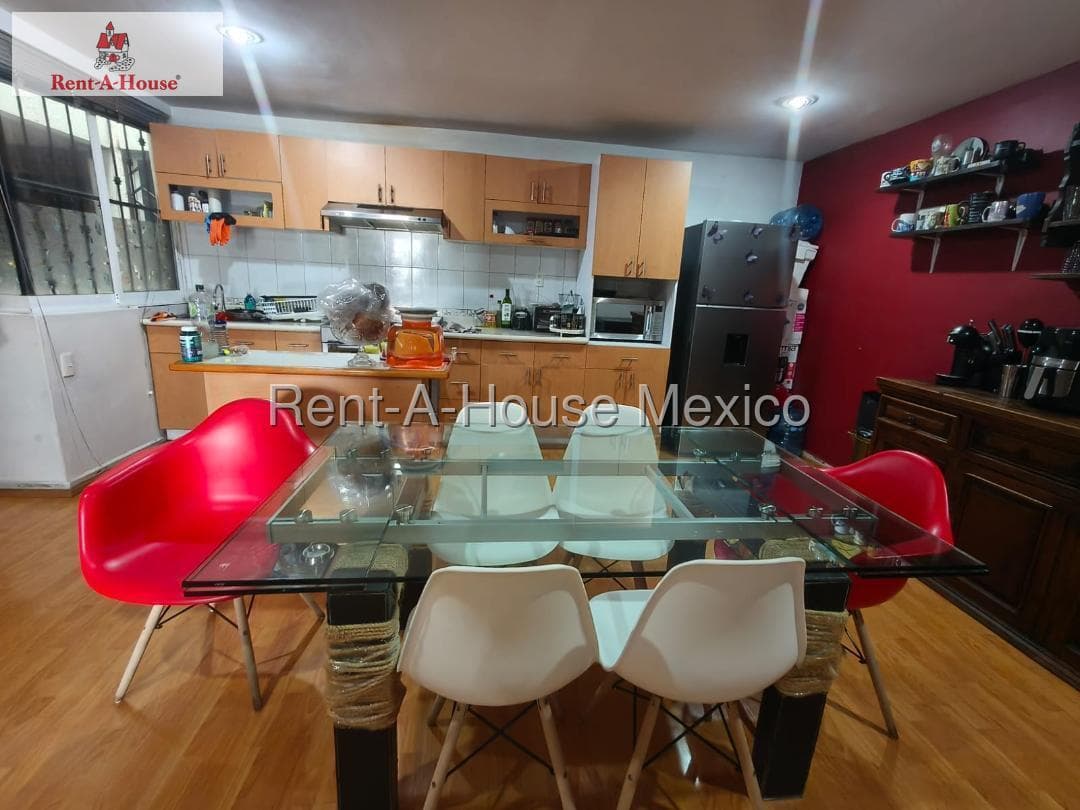 Apartment for Sale in Tlalpan, Jardines de Padierna GIS 27-987.