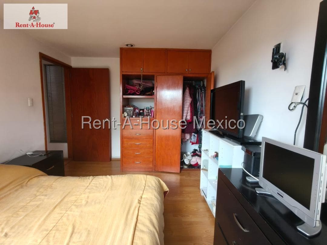Apartment for Sale in Tlalpan, Jardines de Padierna GIS 27-987.