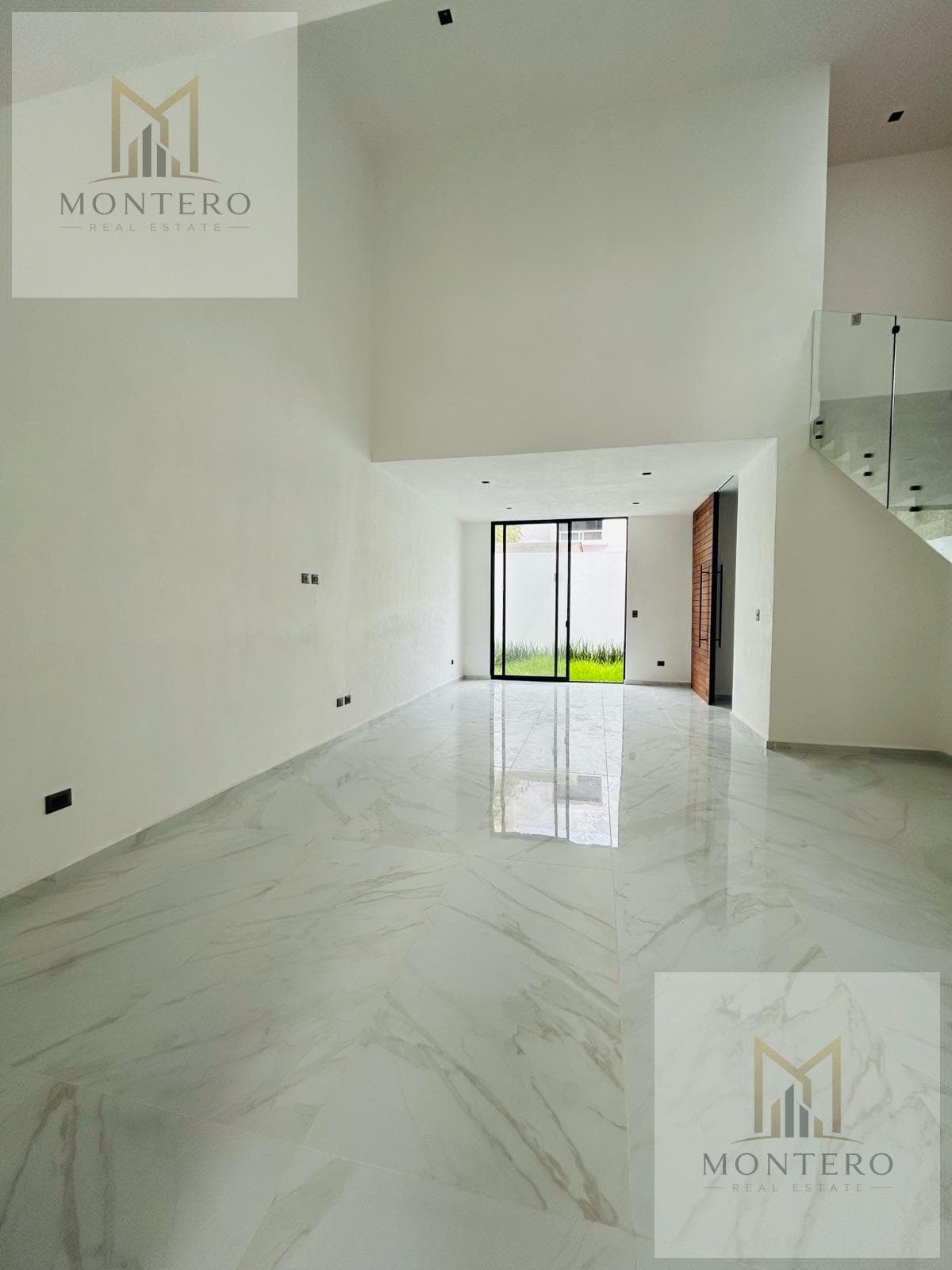 House - Lomas de Angelópolis Subdivision