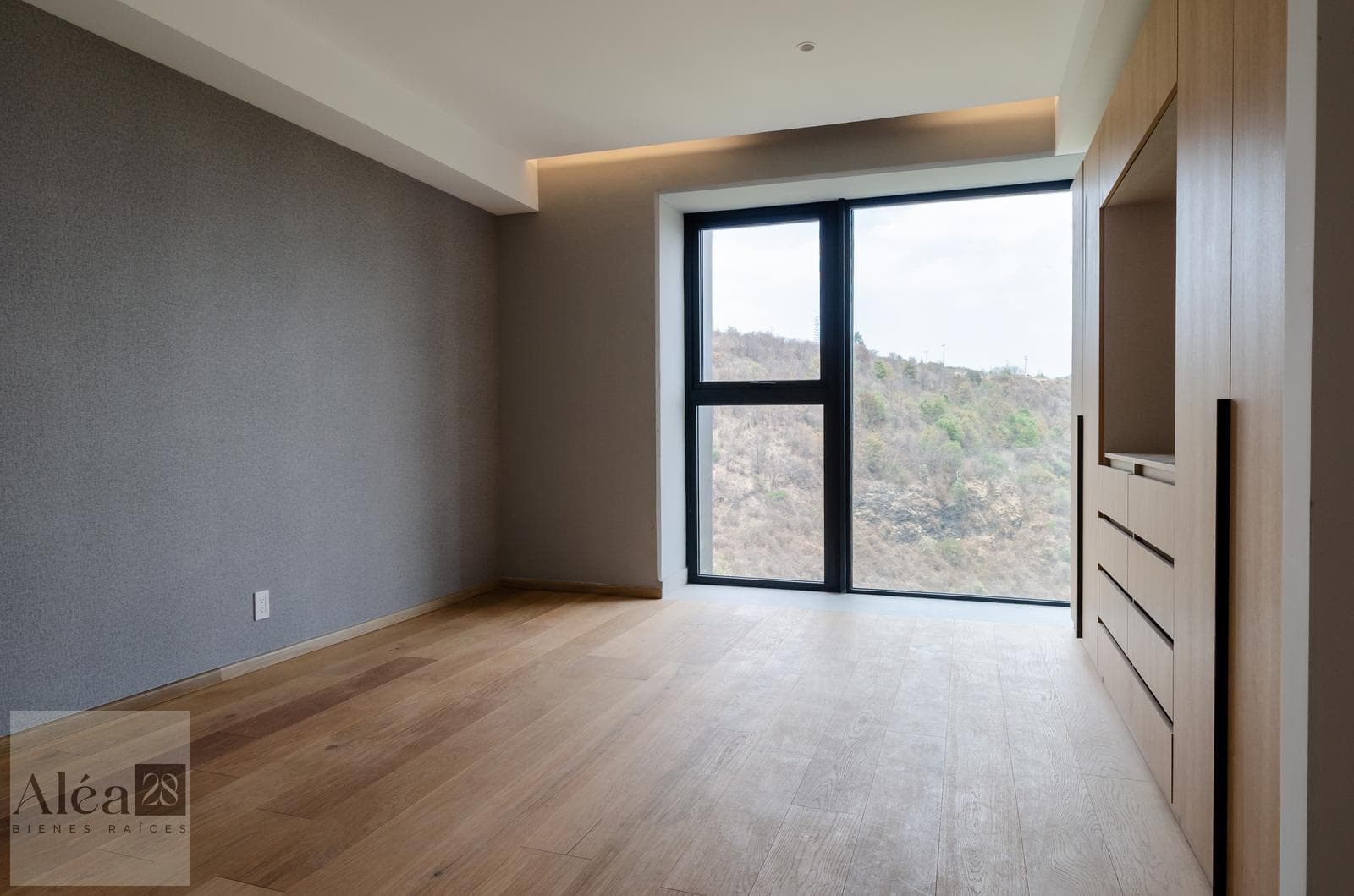 Apartment in Realeza, Second Section of Bosque Real