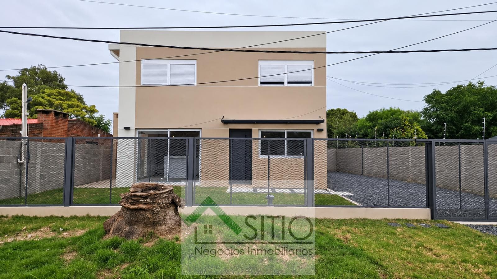Vendo Casa de 2 dormitorios y 2 baños a estrenar en Lagomar sur