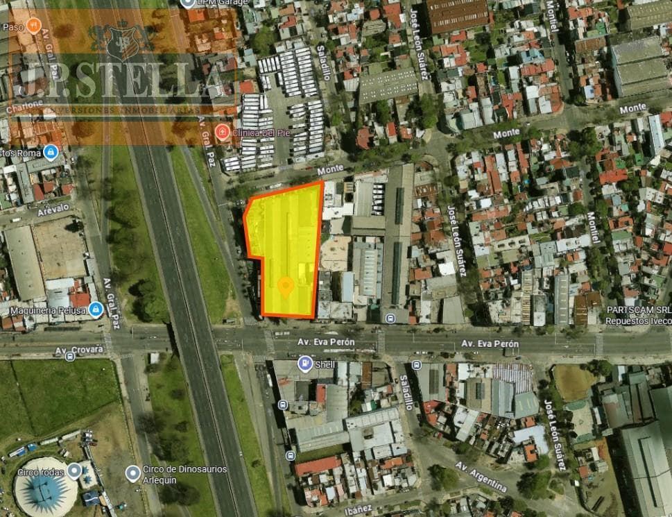 Galpón Comercial 7000 m² - Local, Depósitos, Oficinas, Baños y Vestuarios - Mataderos