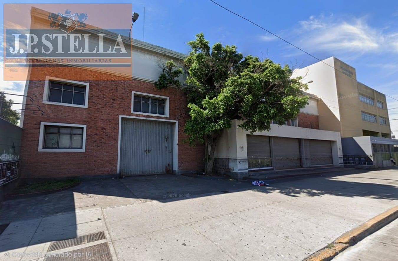 Galpón Comercial 7000 m² - Local, Depósitos, Oficinas, Baños y Vestuarios - Mataderos