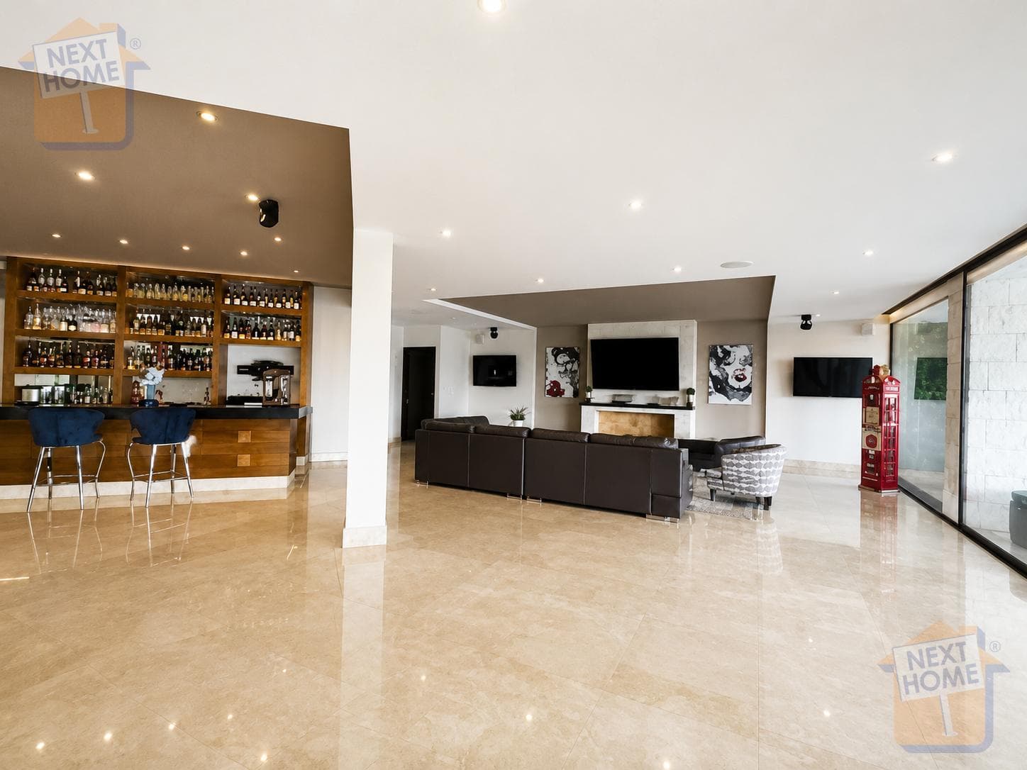 HOUSE FOR SALE IN BOSQUES DE LAS LOMAS