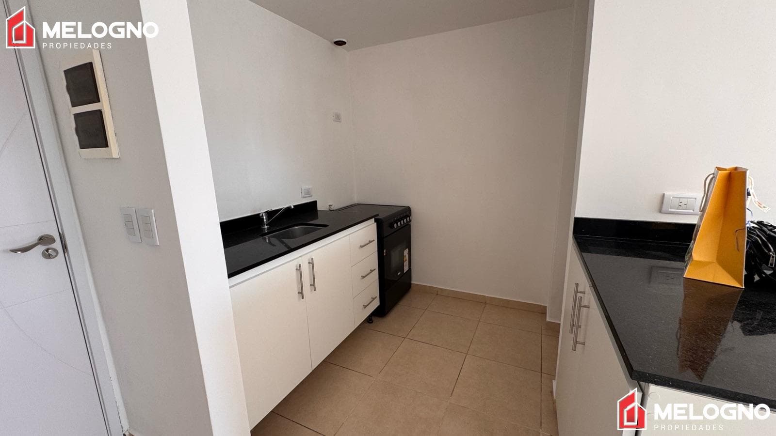 Apartment in 2000 Sur