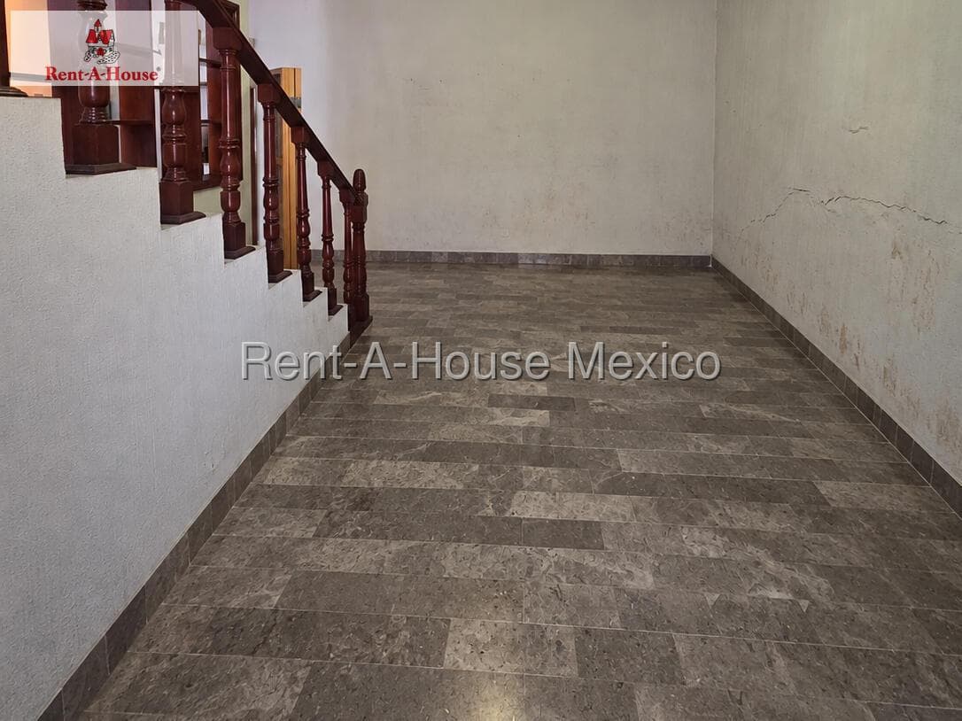 House for Sale in Gustavo Madero, Industrial AM. 27-1305