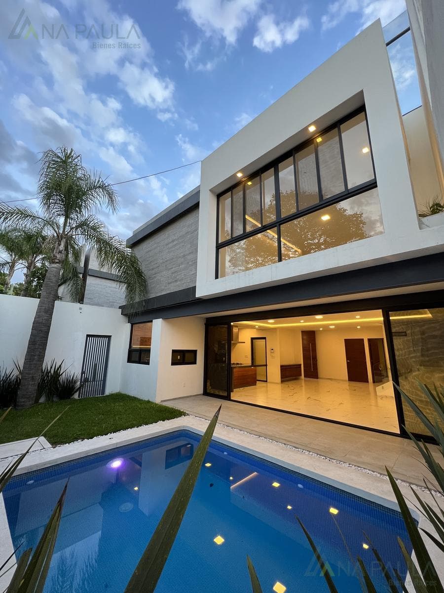 Casa en venta en Fracc Jardines de Delicias, Cuernavaca, Morelos,