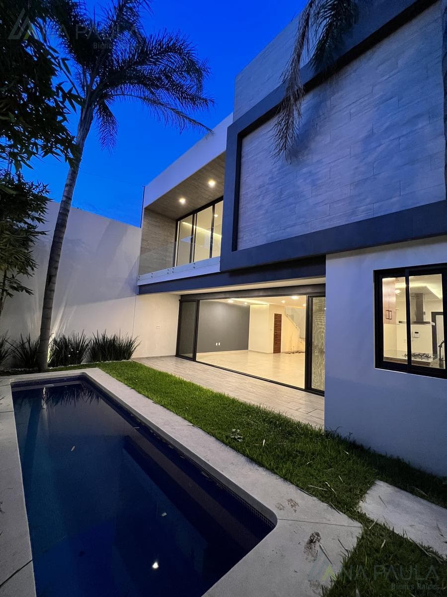 Casa en venta en Fracc Jardines de Delicias, Cuernavaca, Morelos,