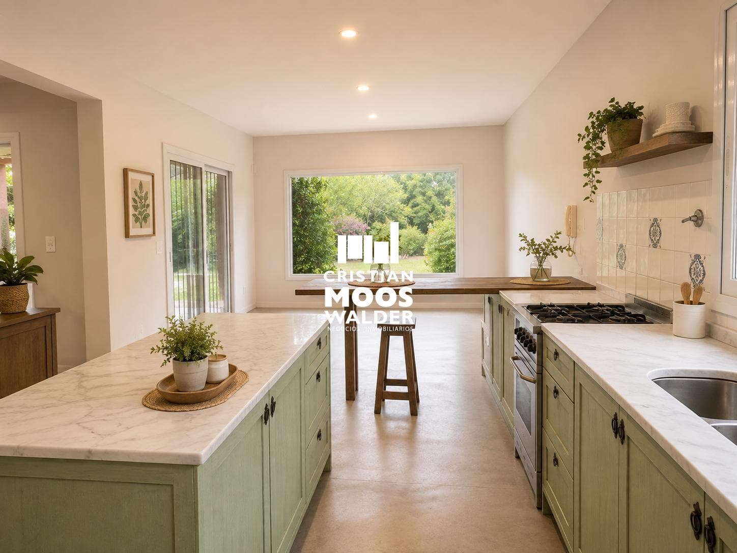 House in Maschwitz for sale.