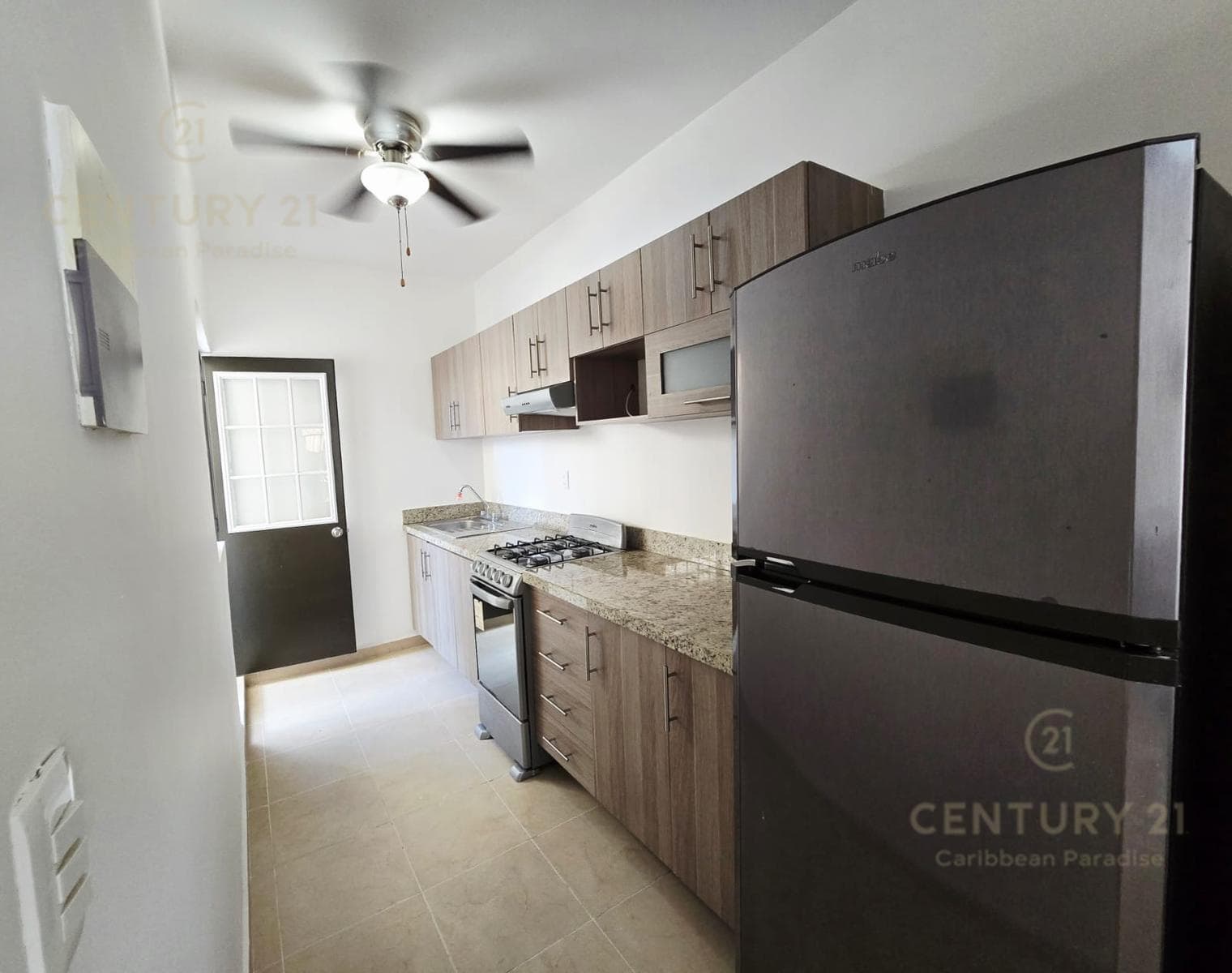 Nueva privada Real Amalfi departamento Playa del Carmen P2594