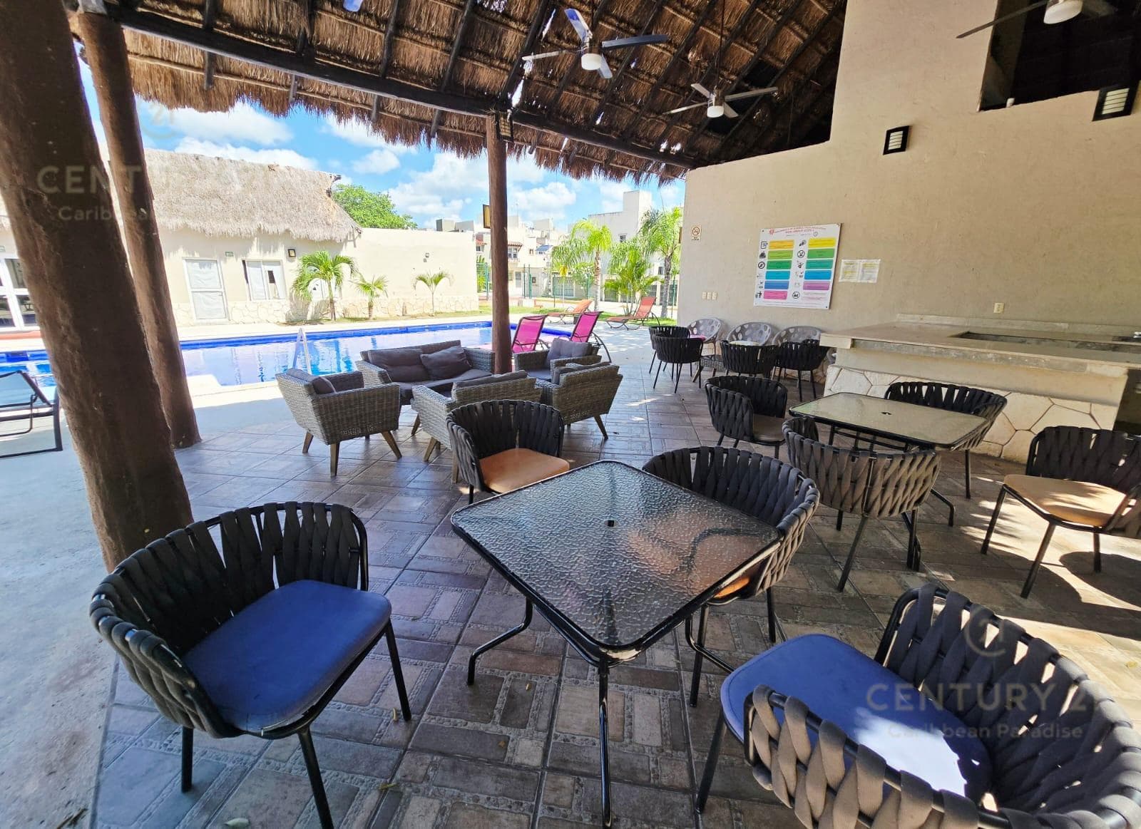 Nueva privada Real Amalfi departamento Playa del Carmen P2594