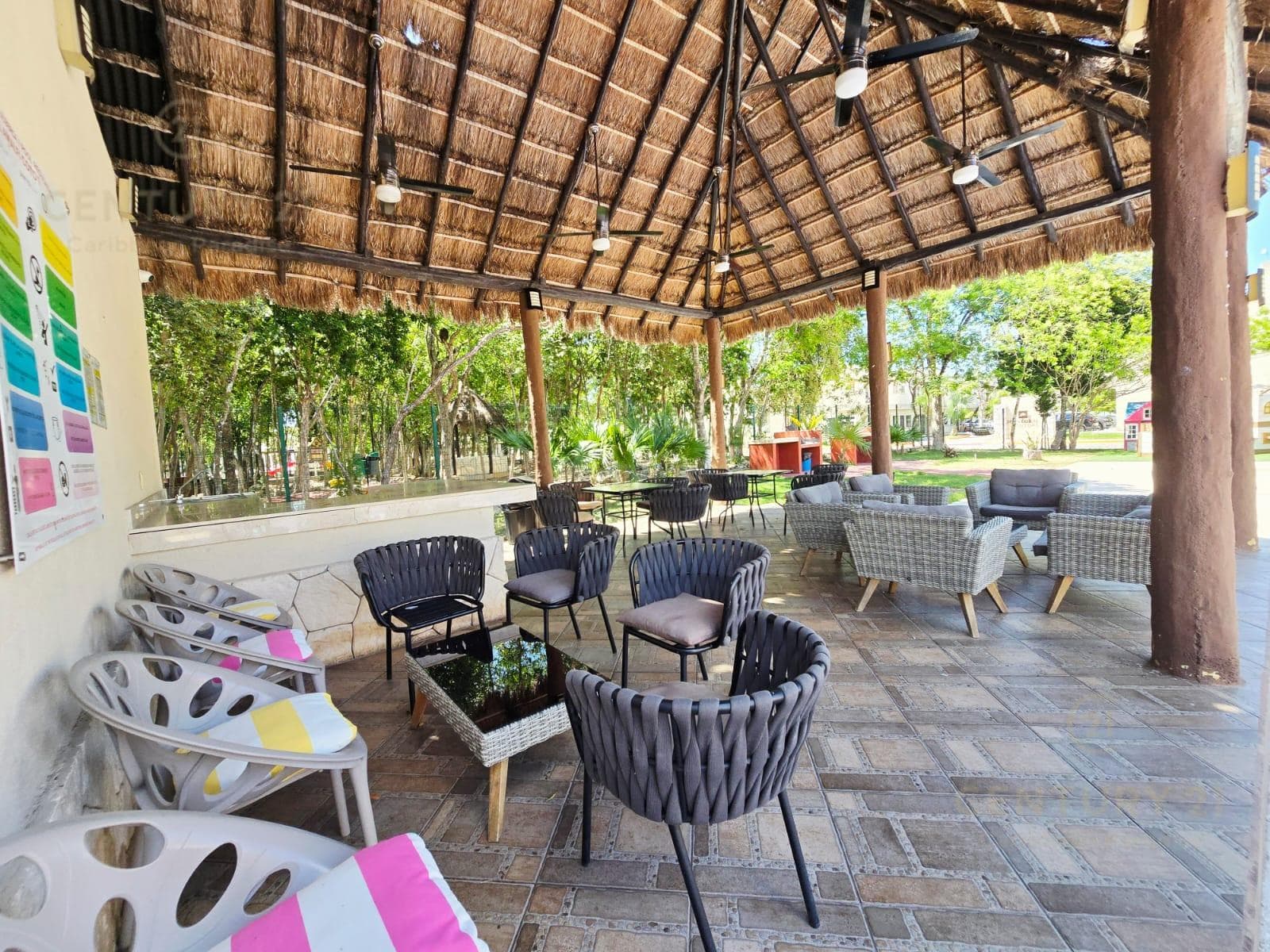 Nueva privada Real Amalfi departamento Playa del Carmen P2594