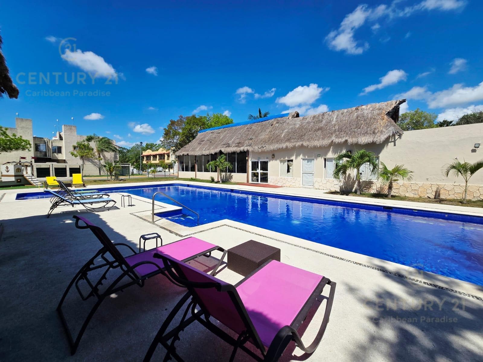 Nueva privada Real Amalfi departamento Playa del Carmen P2594