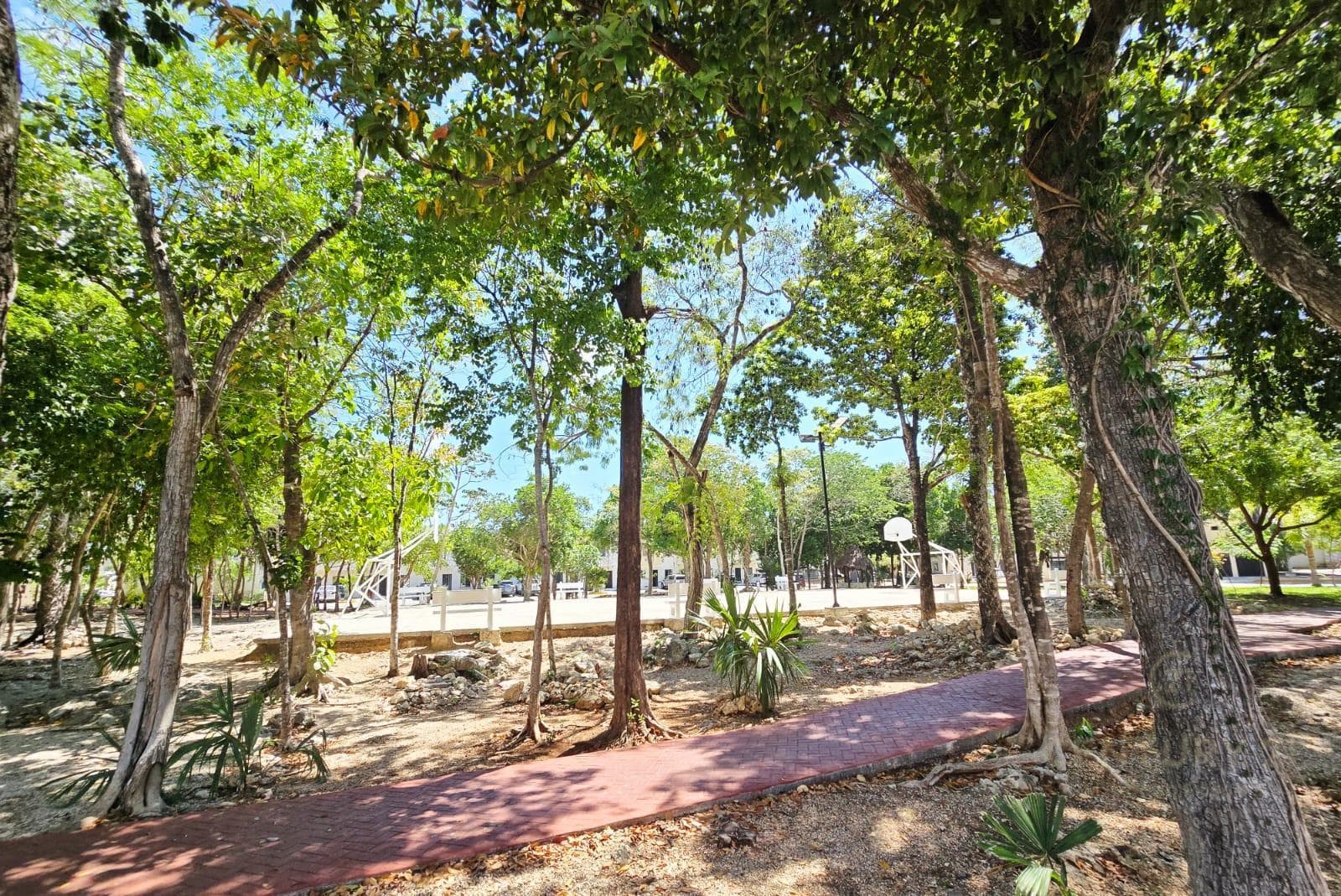 Nueva privada Real Amalfi departamento Playa del Carmen P2594