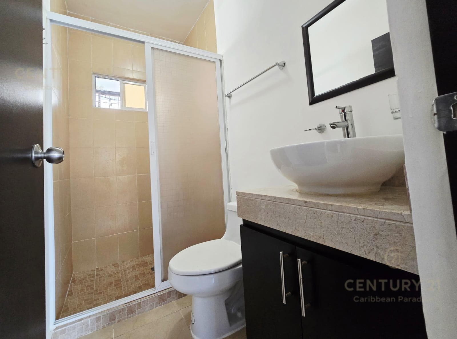 Nueva privada Real Amalfi departamento Playa del Carmen P2594