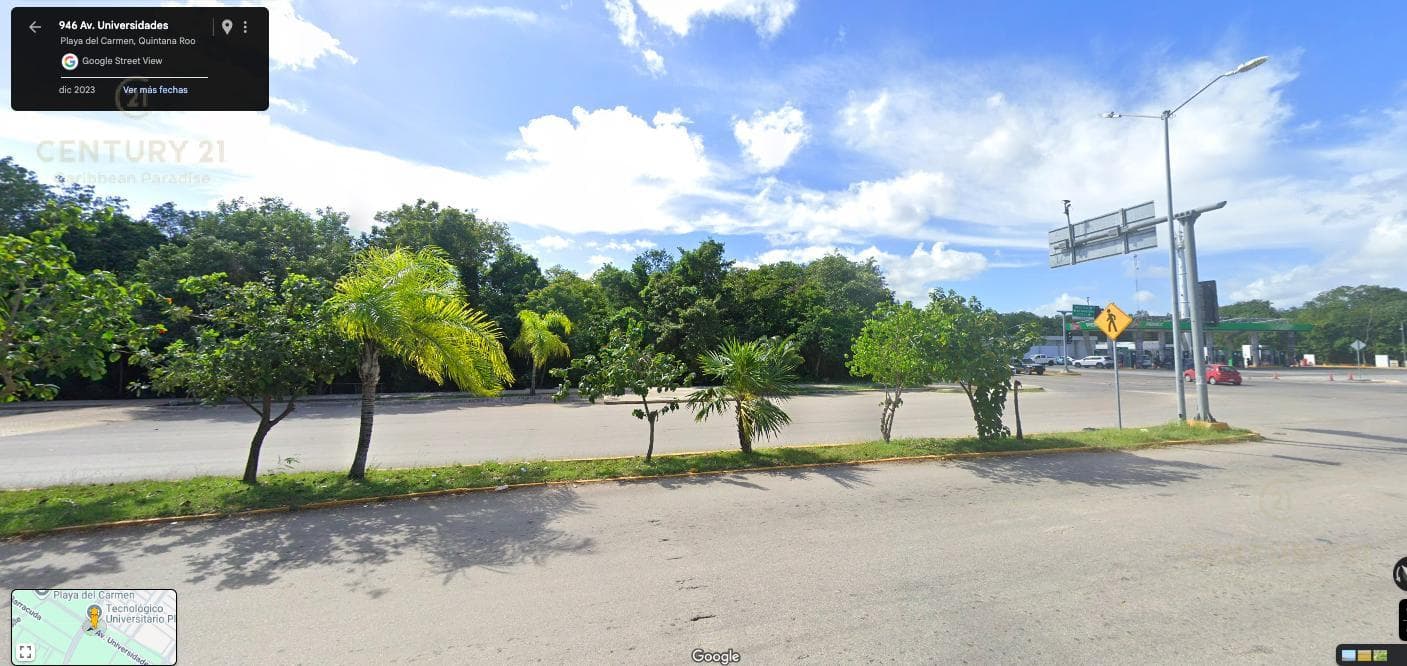 Commercial Lot for Sale on Av. Universidades, Arrecifes, Playa del Carmen, P2611