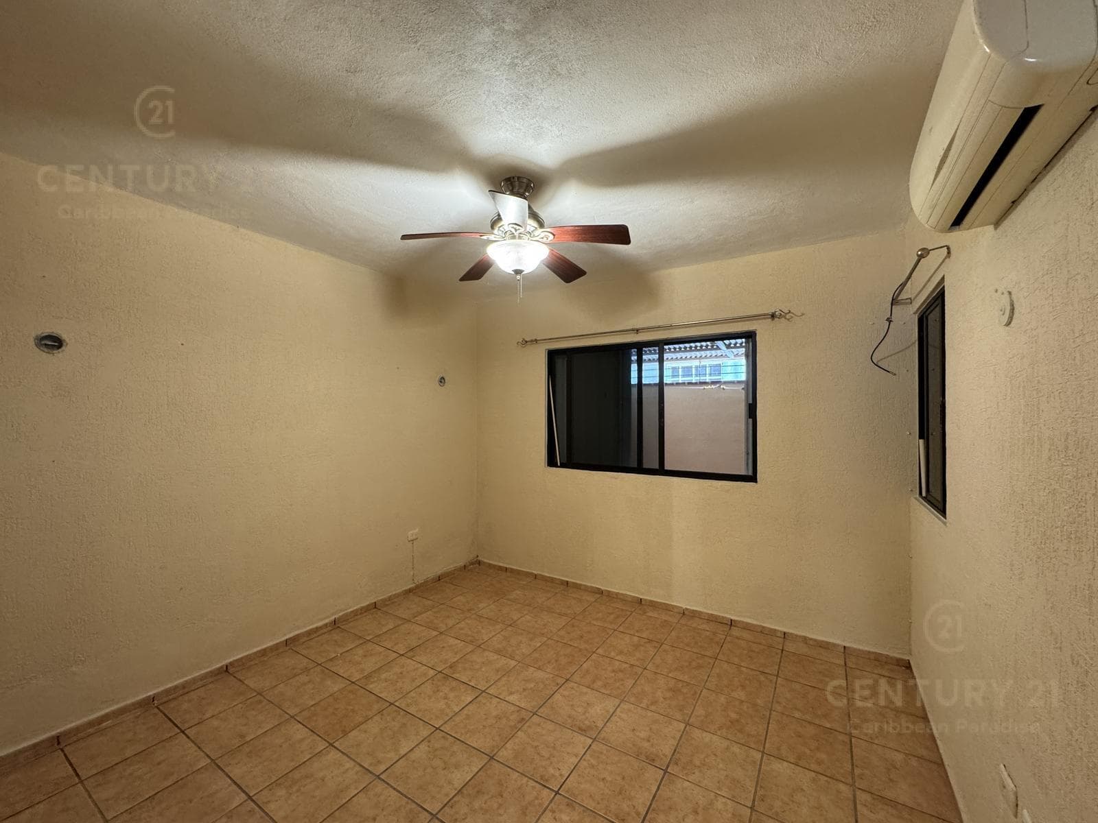 CASA EN VENTA EN SANTA FE EN PLAYA DEL CARMEN 748