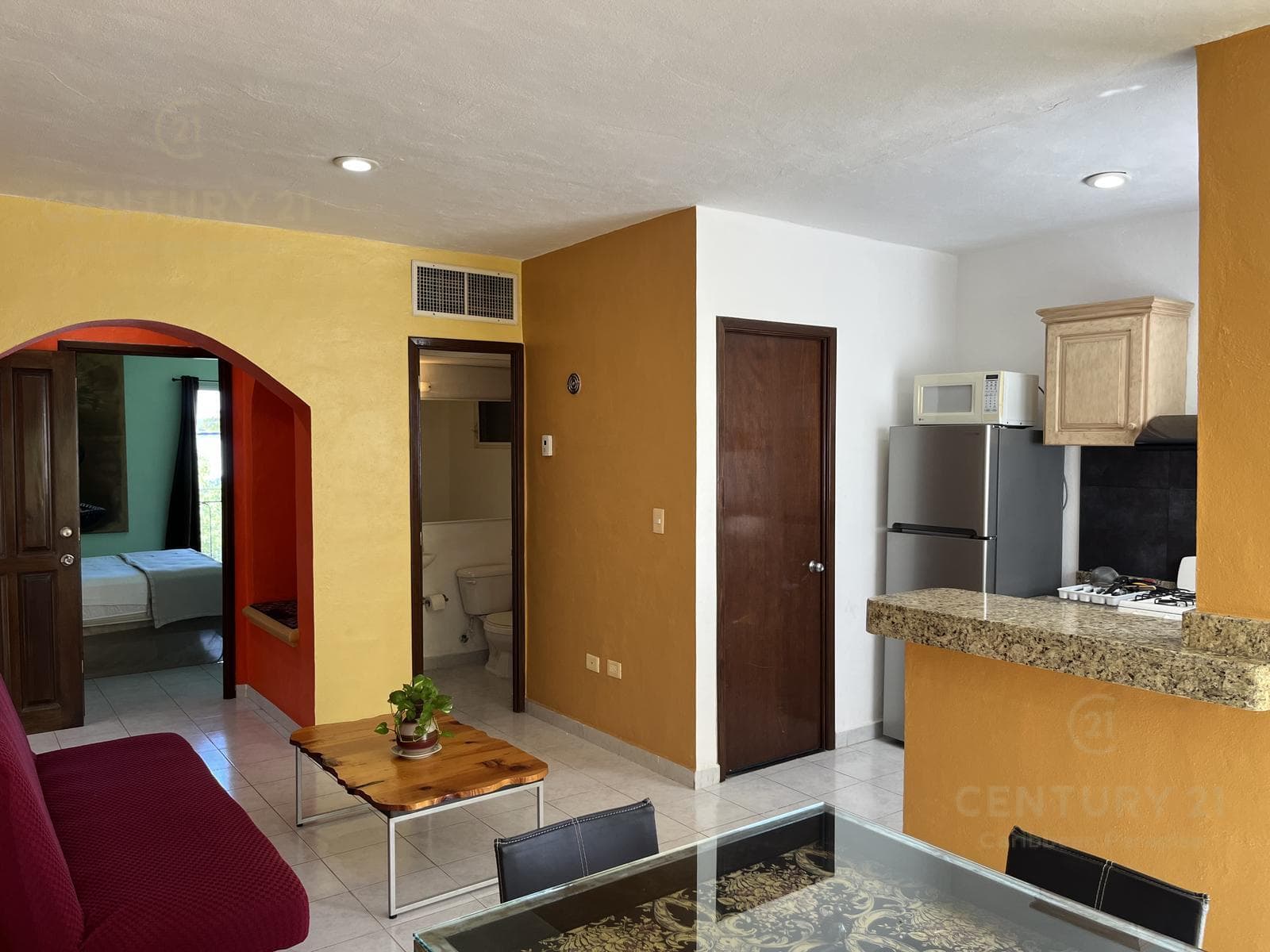 Long-term rental of a furnished apartment in downtown Playa del Carmen, P1297