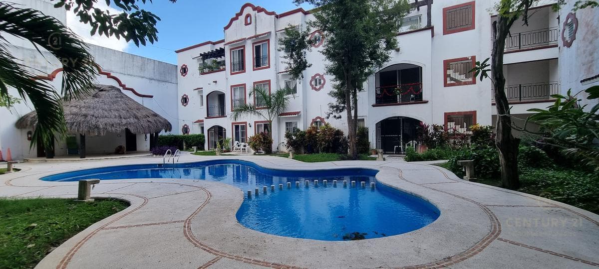Long-term rental of a furnished apartment in downtown Playa del Carmen, P1297
