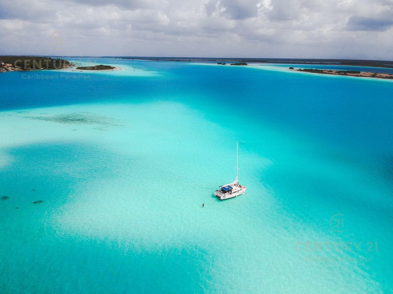 INCREDIBLE LOT FOR SALE WITH 270 METERS OF FRONTAGE ON LAGUNA DE BACALAR C1314