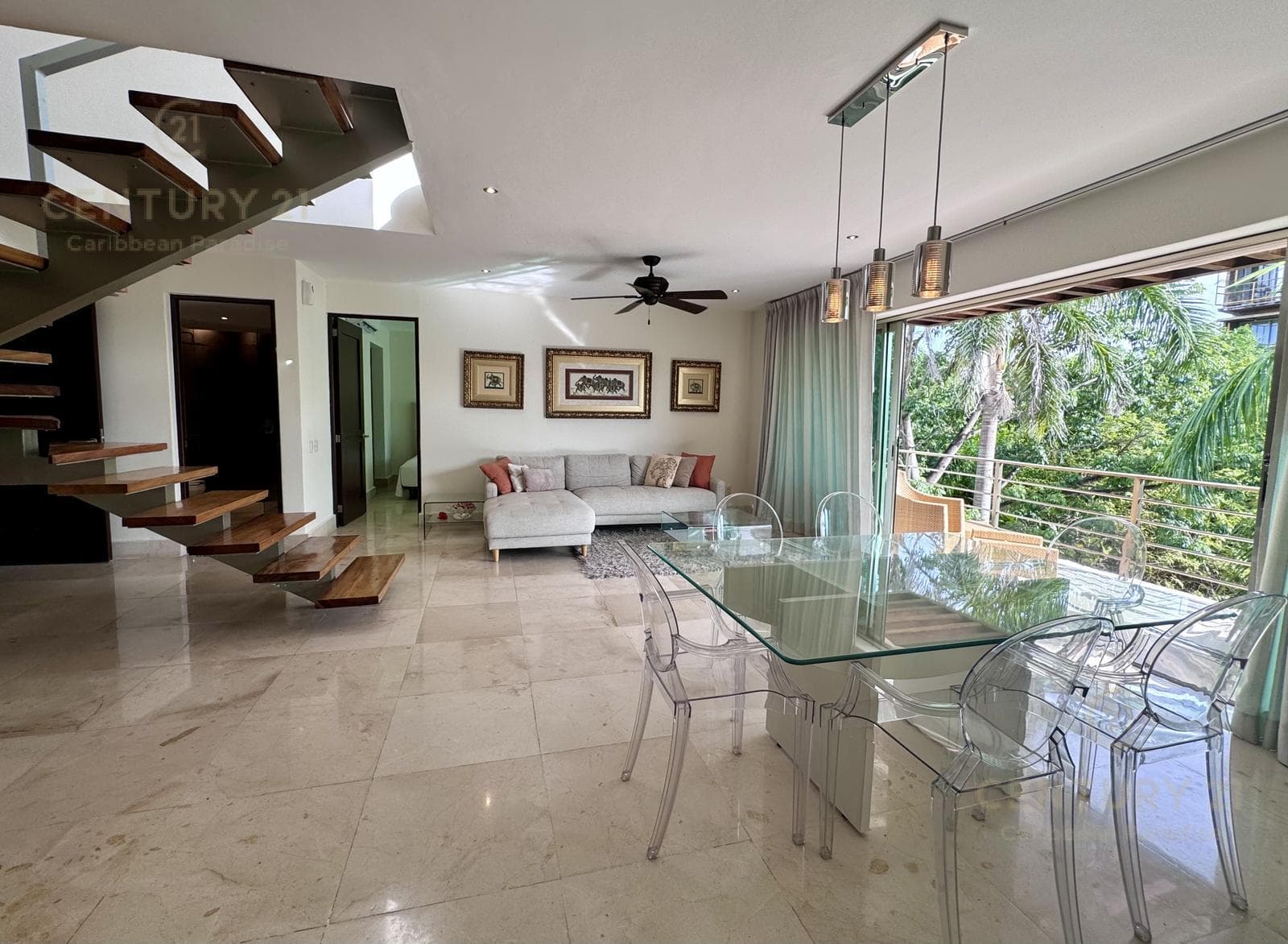 LUJOSO PH EN VENTA 2 HAB VIA 38 PLAYA DEL CARMEN P1131