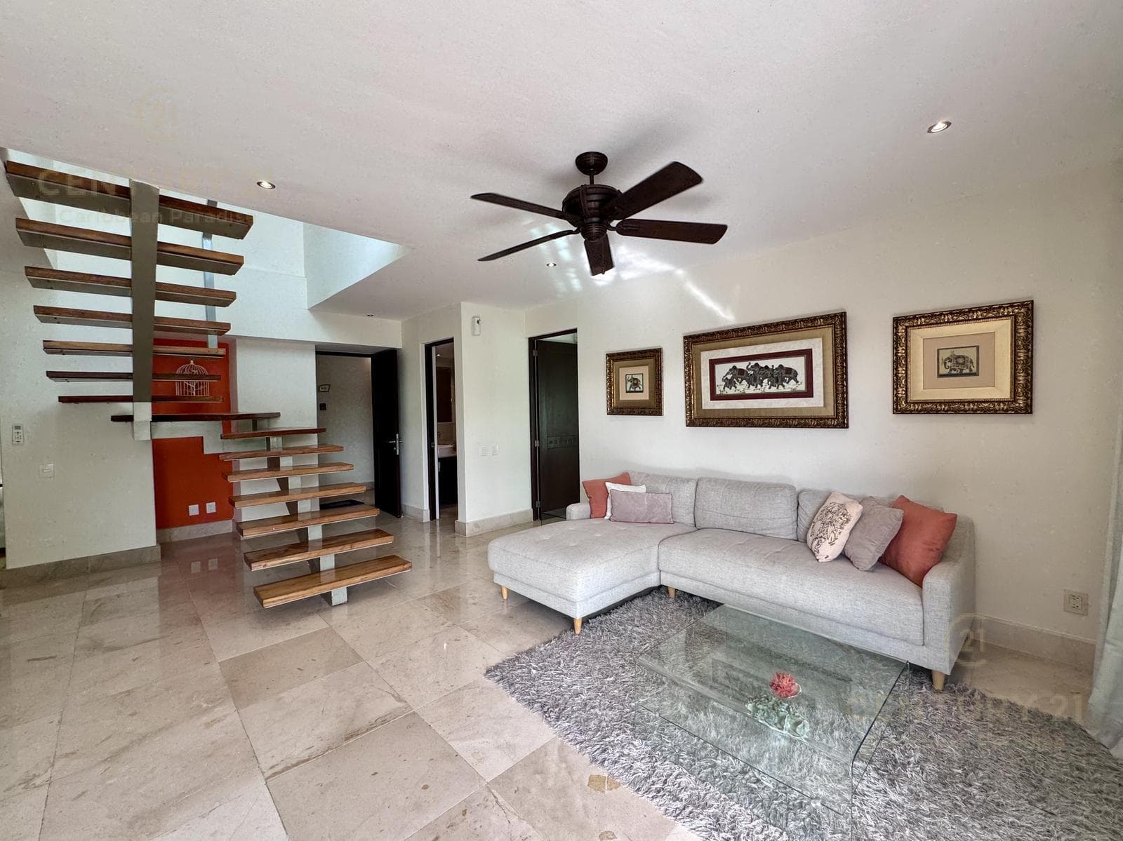 LUJOSO PH EN VENTA 2 HAB VIA 38 PLAYA DEL CARMEN P1131