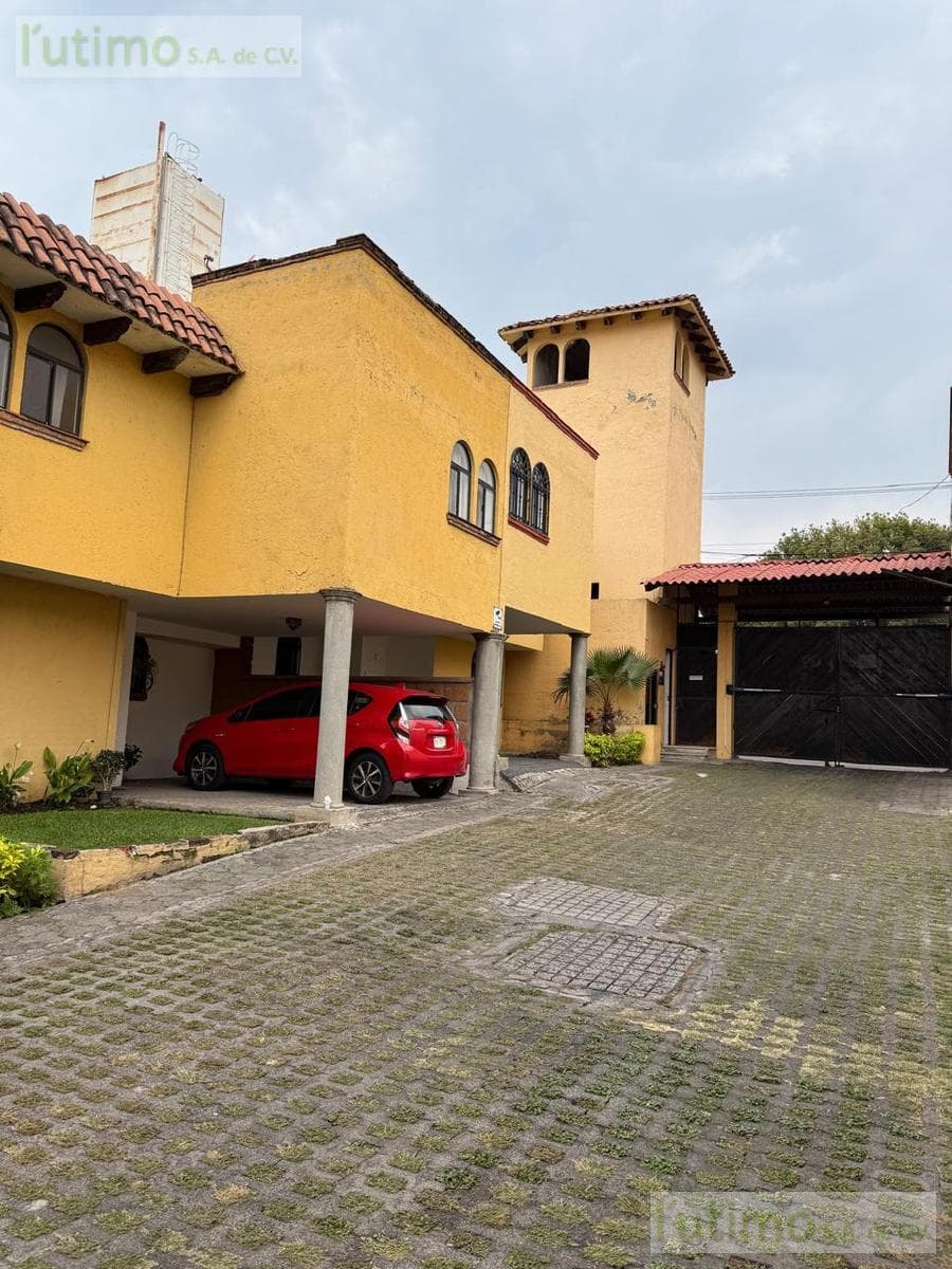 HOUSE WITH A POOL, FOR SALE, JIUTEPEC, MORELOS!!!