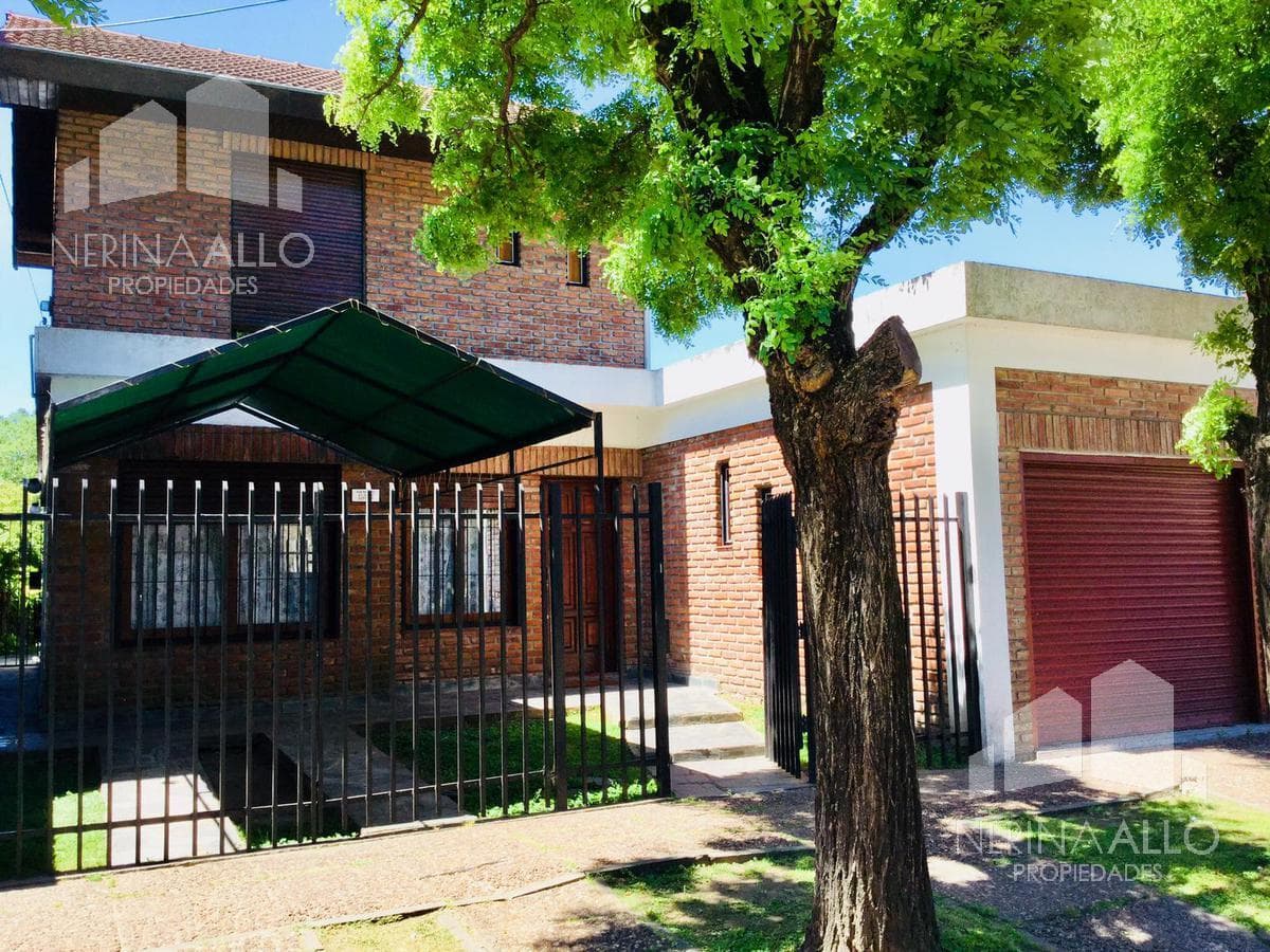 Four-room house for sale - Ituzaingó