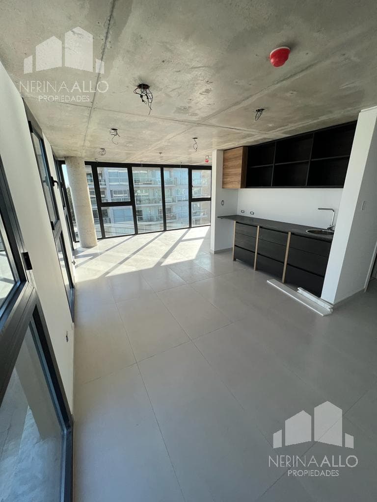 OFFICE FOR RENT IN NORTH ITUZAINGO VIVA OFFICE