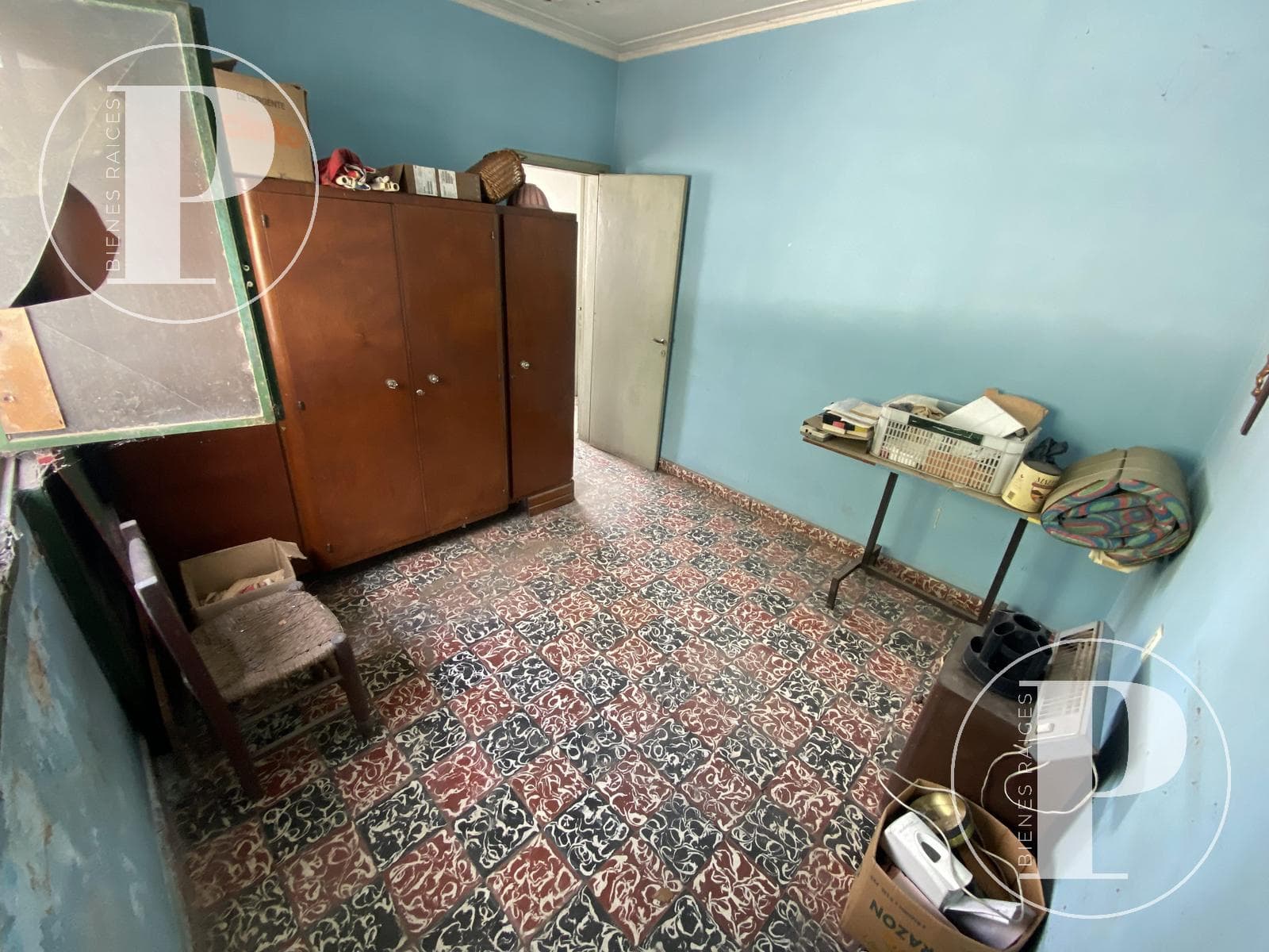| FOR SALE | HOUSE IN NEED OF RENOVATION ON AV. 13 BETWEEN 78 AND 78BIS