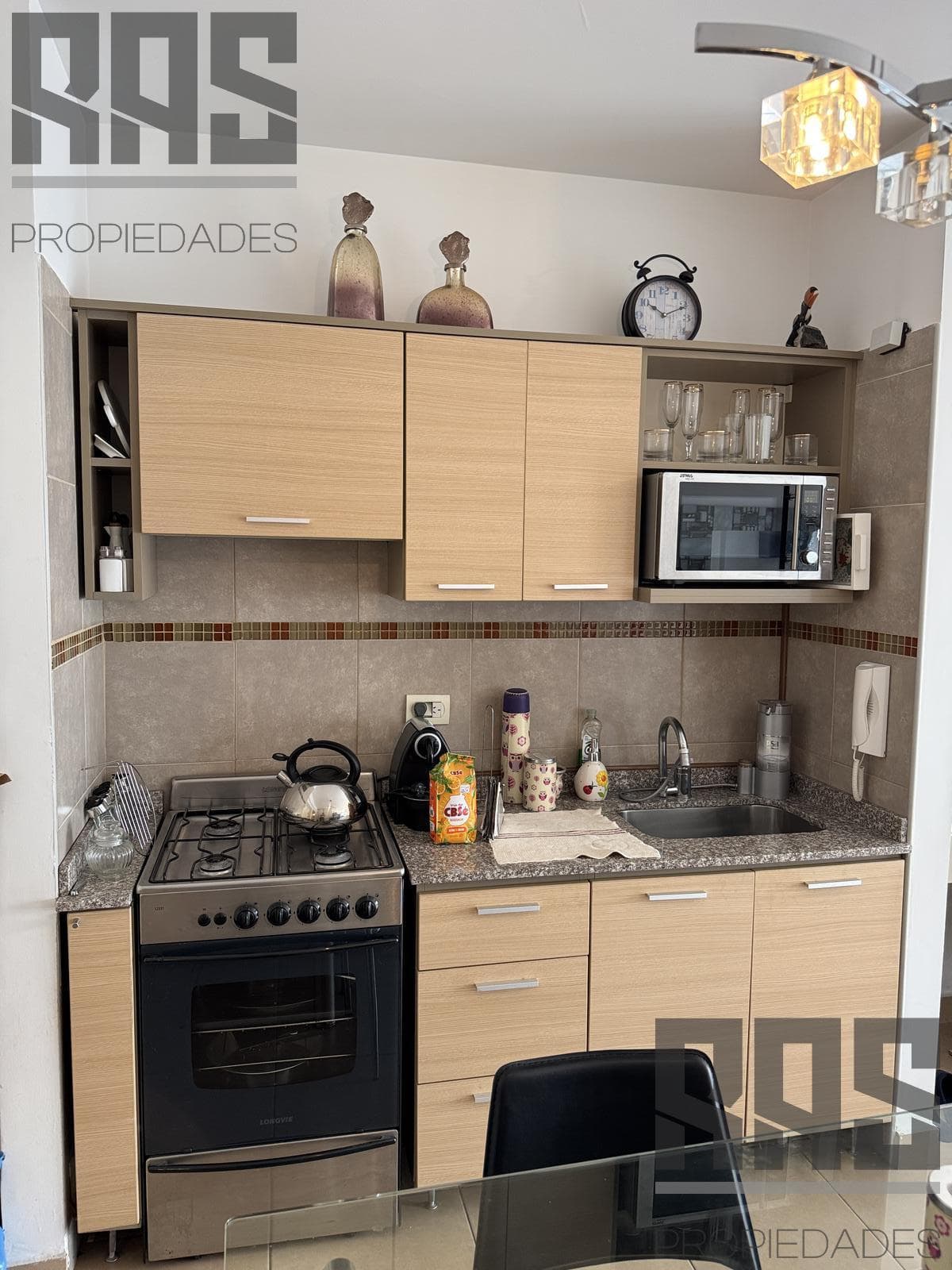 One-room apartment in Villa Urquiza with a front balcony