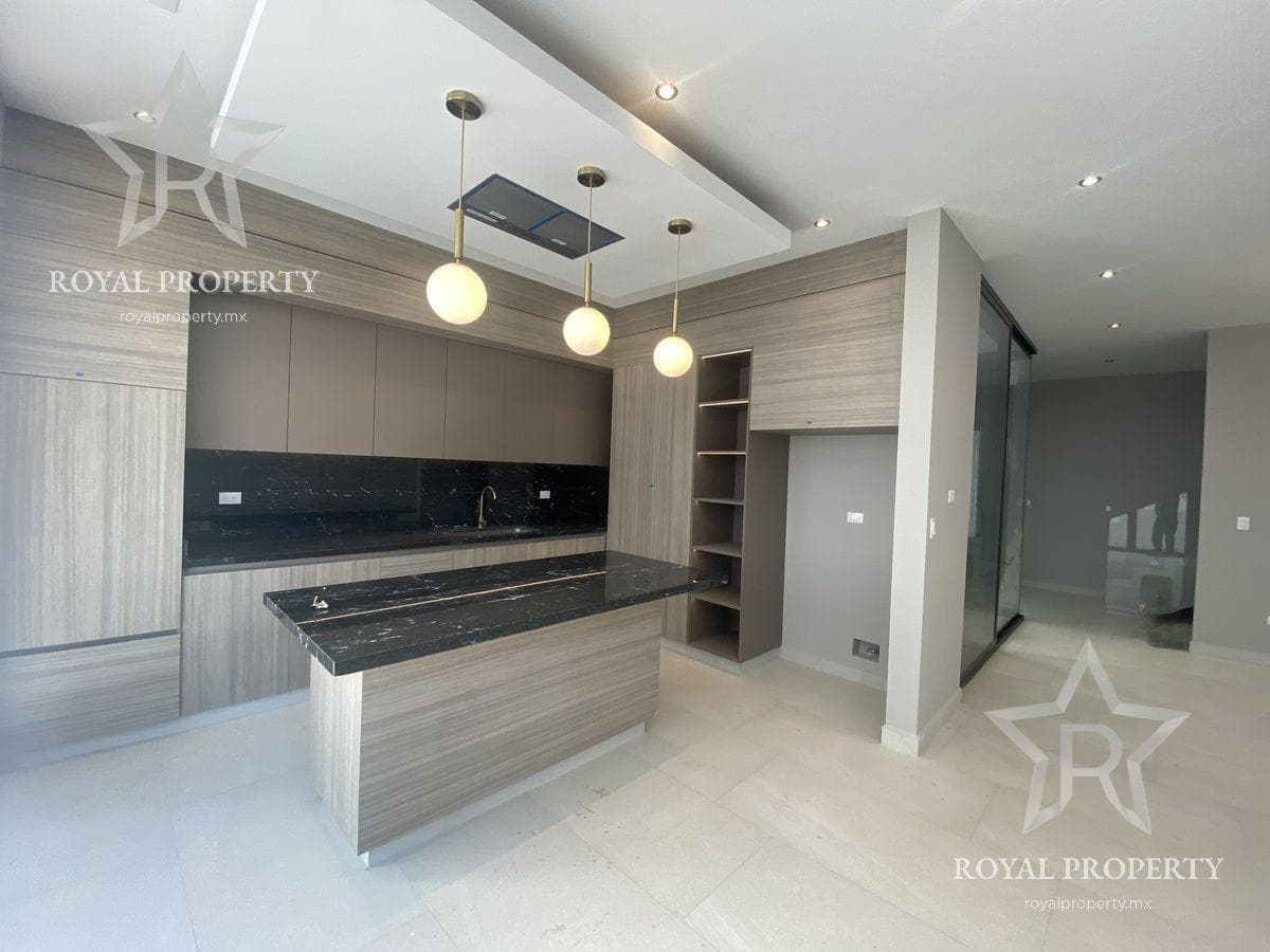 Casa en Venta, Exclusividad, El Uro, Los Cristales, Monterrey, Nuevo Leóno