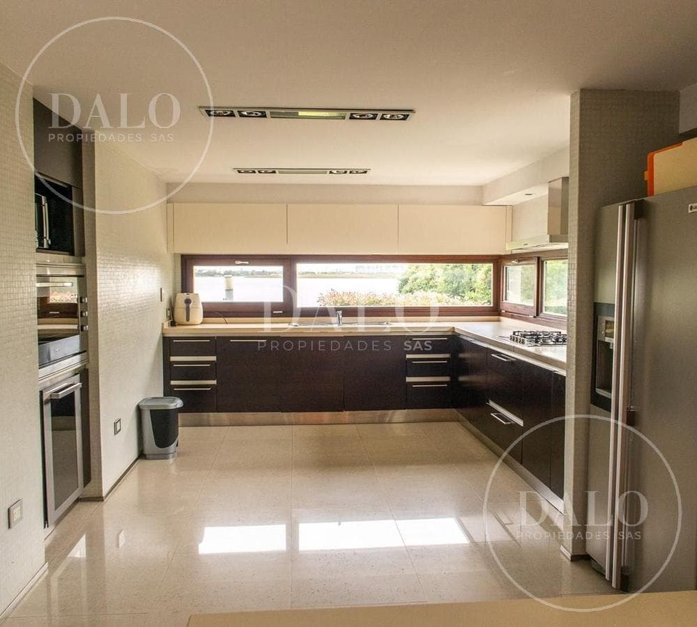 House for Sale on La Isla Nordelta